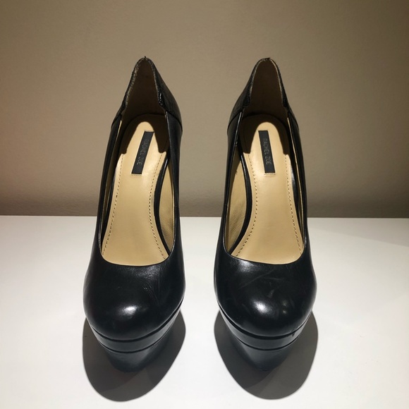 Rachel Zoe Pumps with alligator Print Heel - Picture 4 of 9